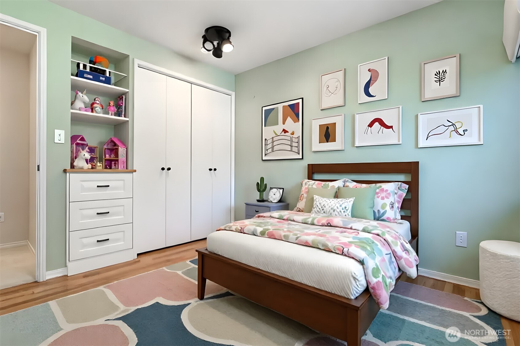 18555 Burke Avenue N