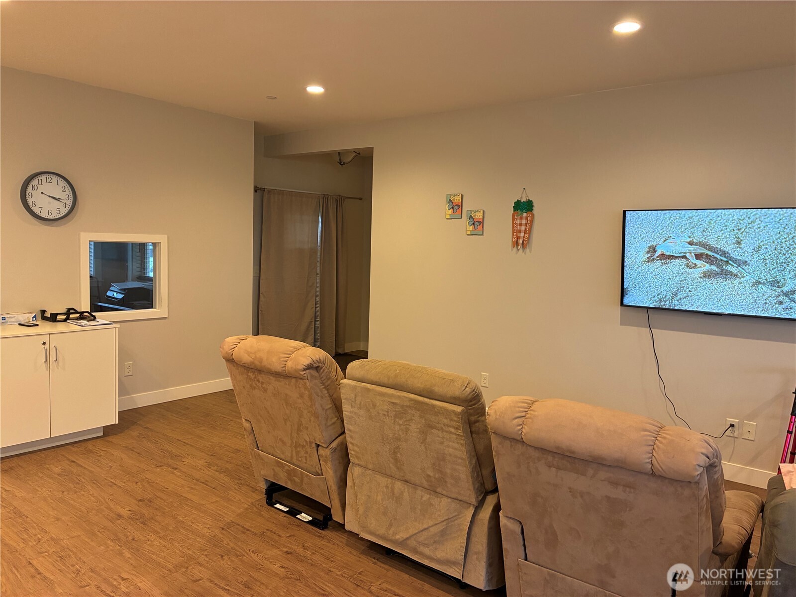 32026 RS Undisclosed