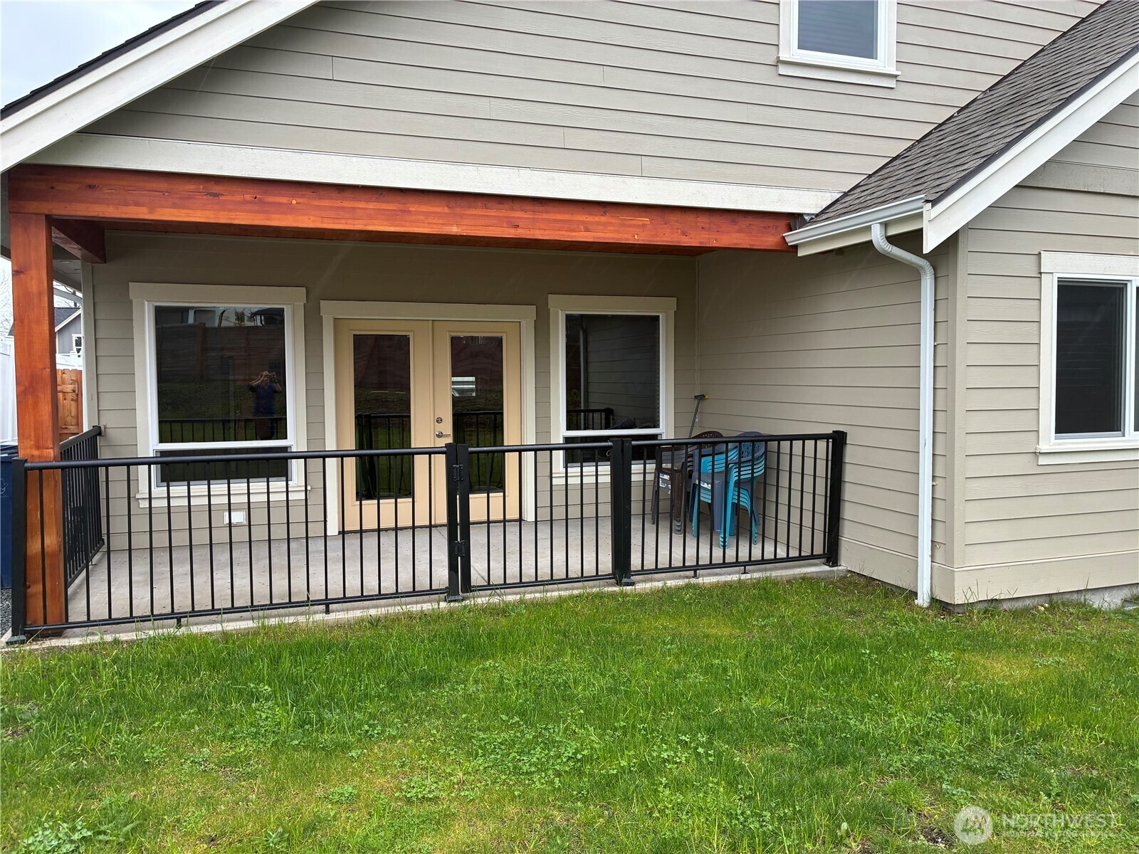 32026 RS Undisclosed