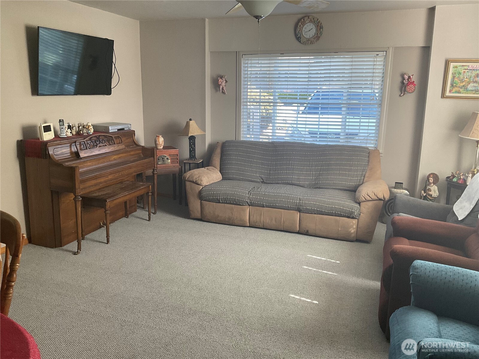 40126 RE Undisclosed