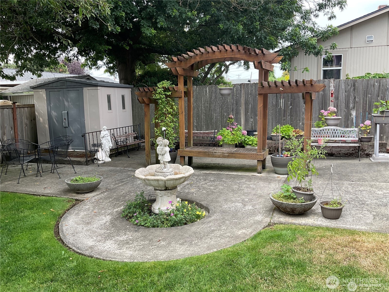 40126 RE Undisclosed