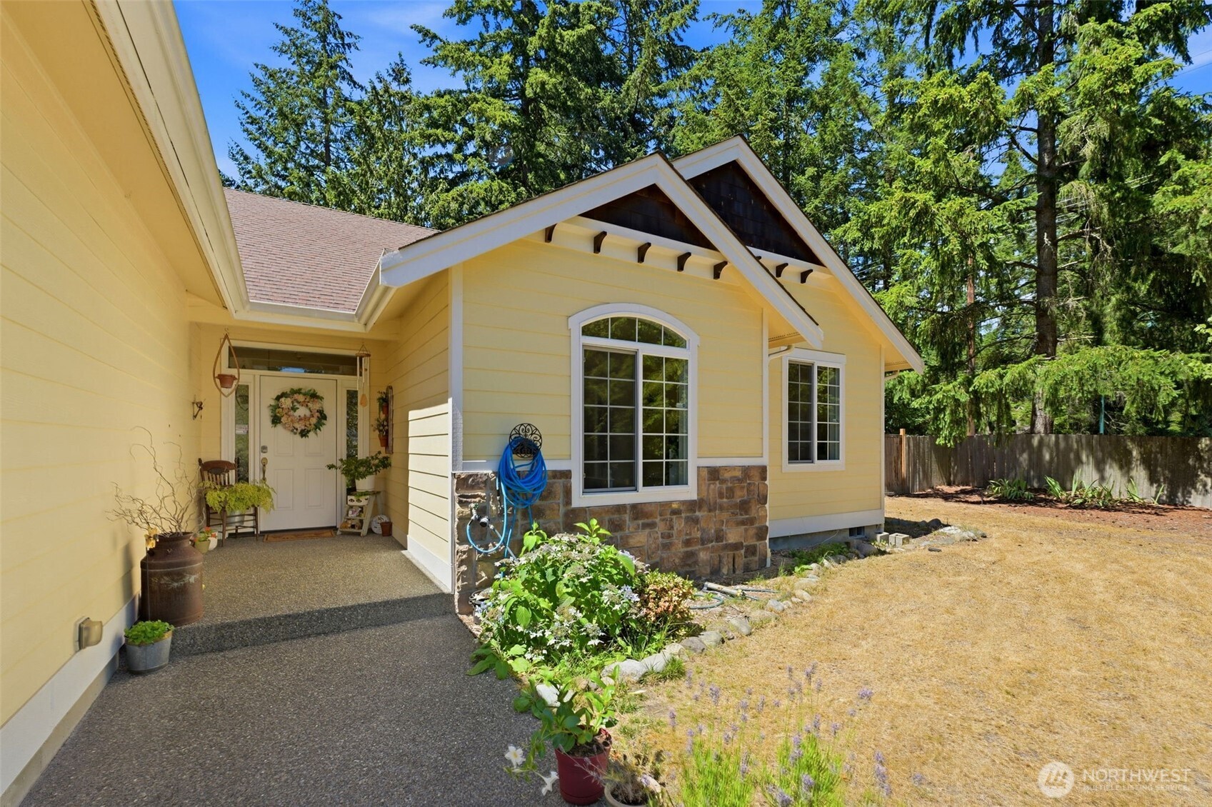 8424 Cirque Drive W