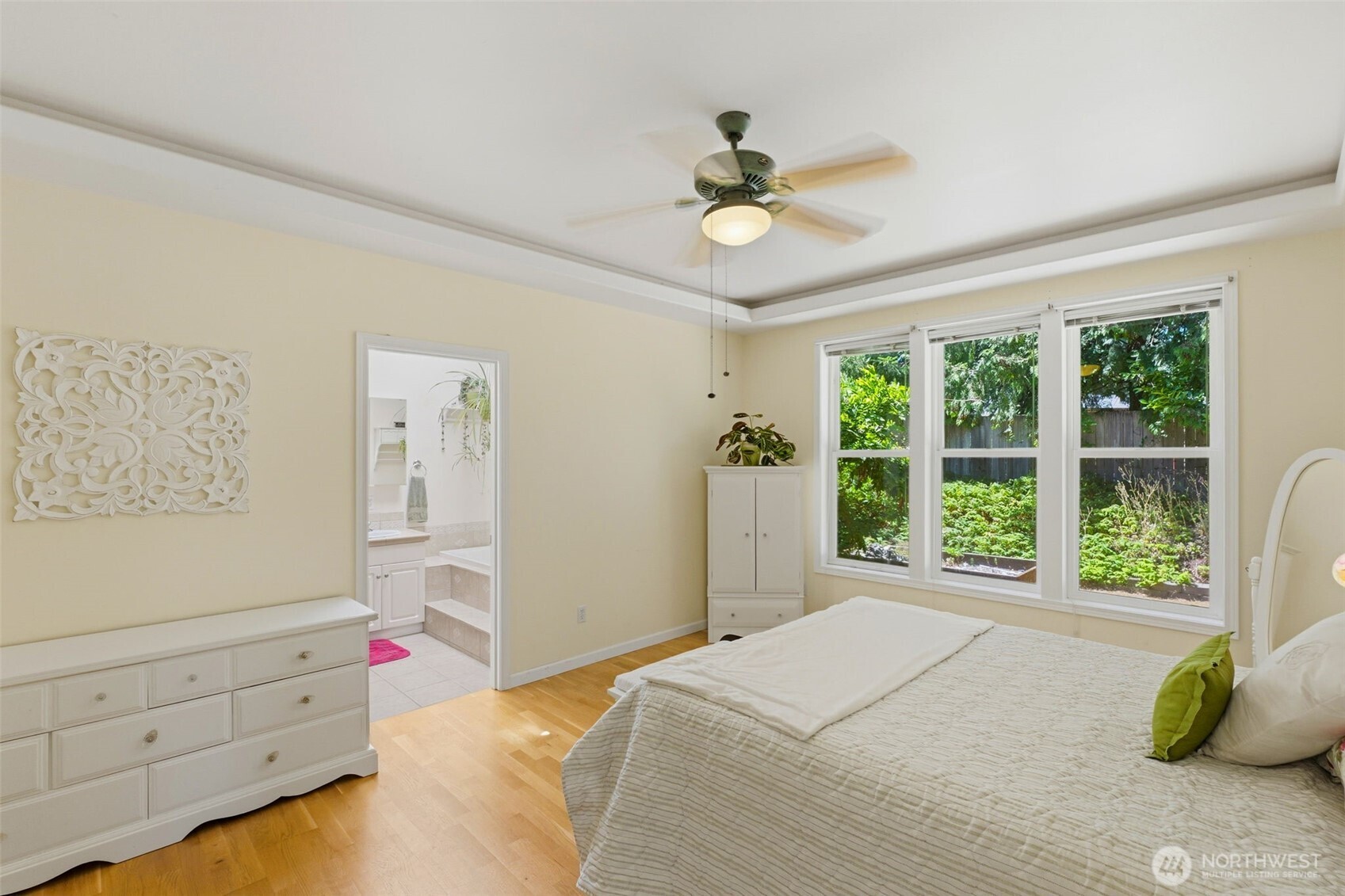 8424 Cirque Drive W