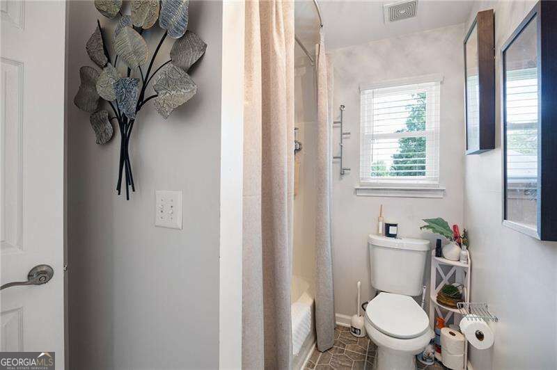9396 Woodlawn Drive