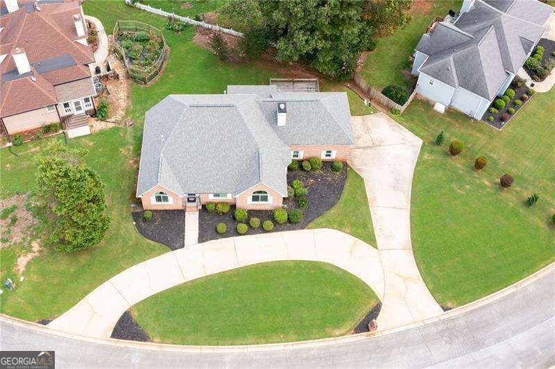 9396 Woodlawn Drive