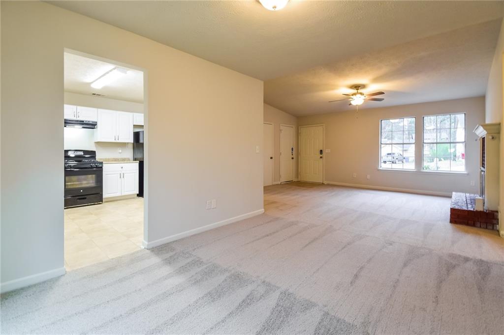 6485 Emerald Pointe Circle