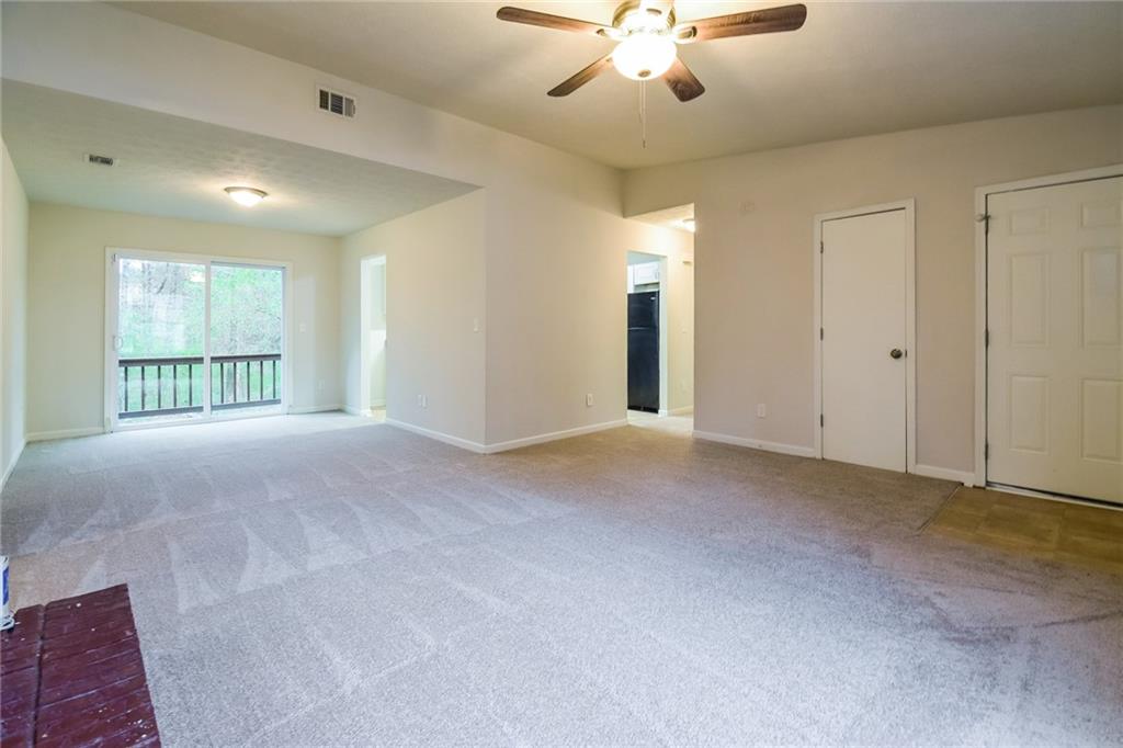 6485 Emerald Pointe Circle