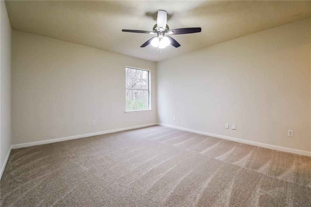 6485 Emerald Pointe Circle