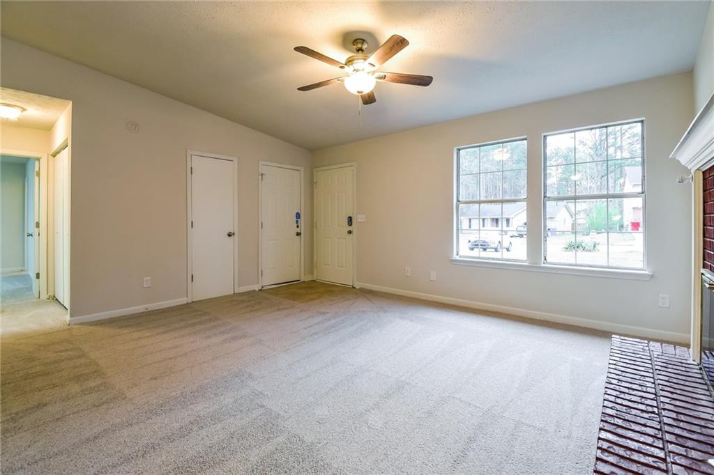 6485 Emerald Pointe Circle