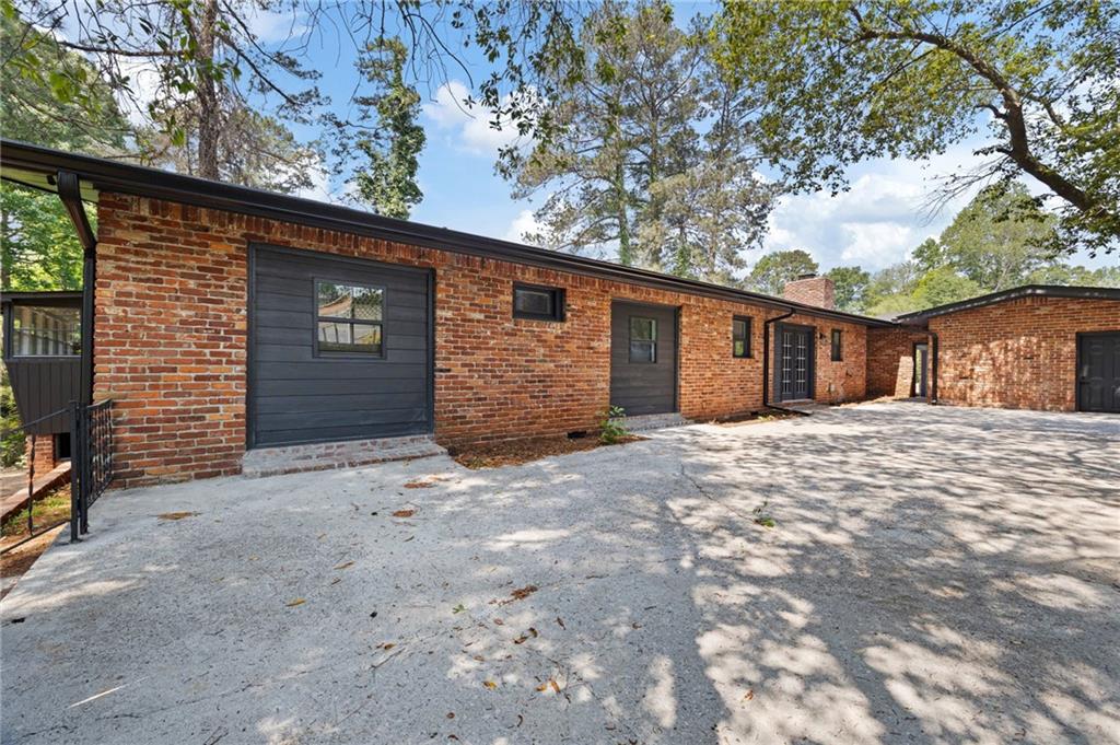 3721 Greentree Farms Drive