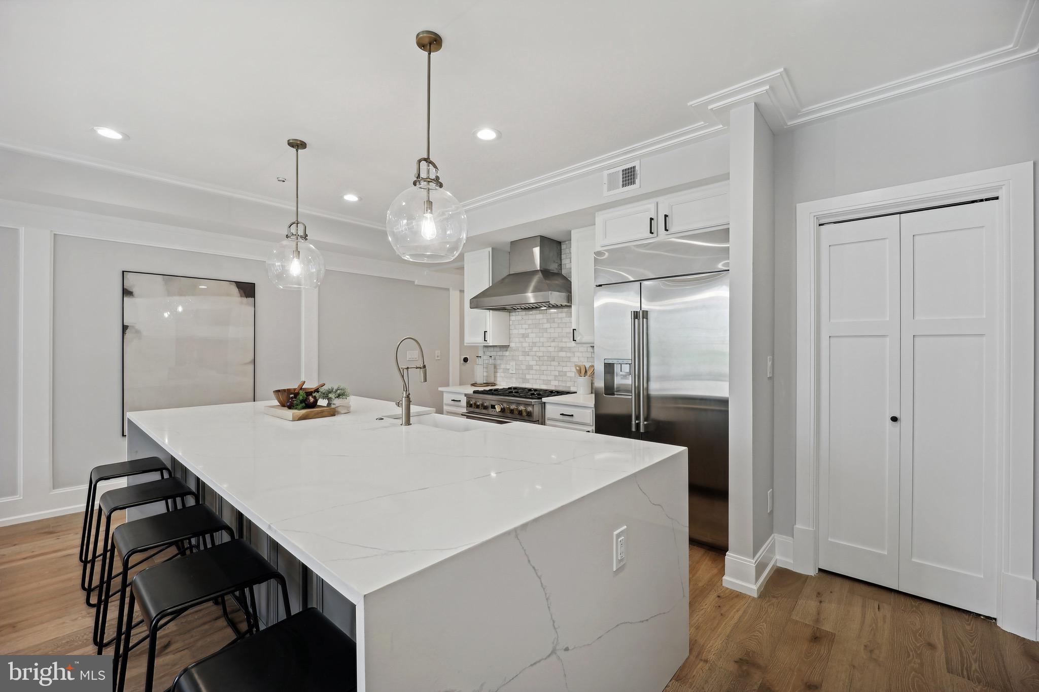 1320 BELMONT ST NW 201