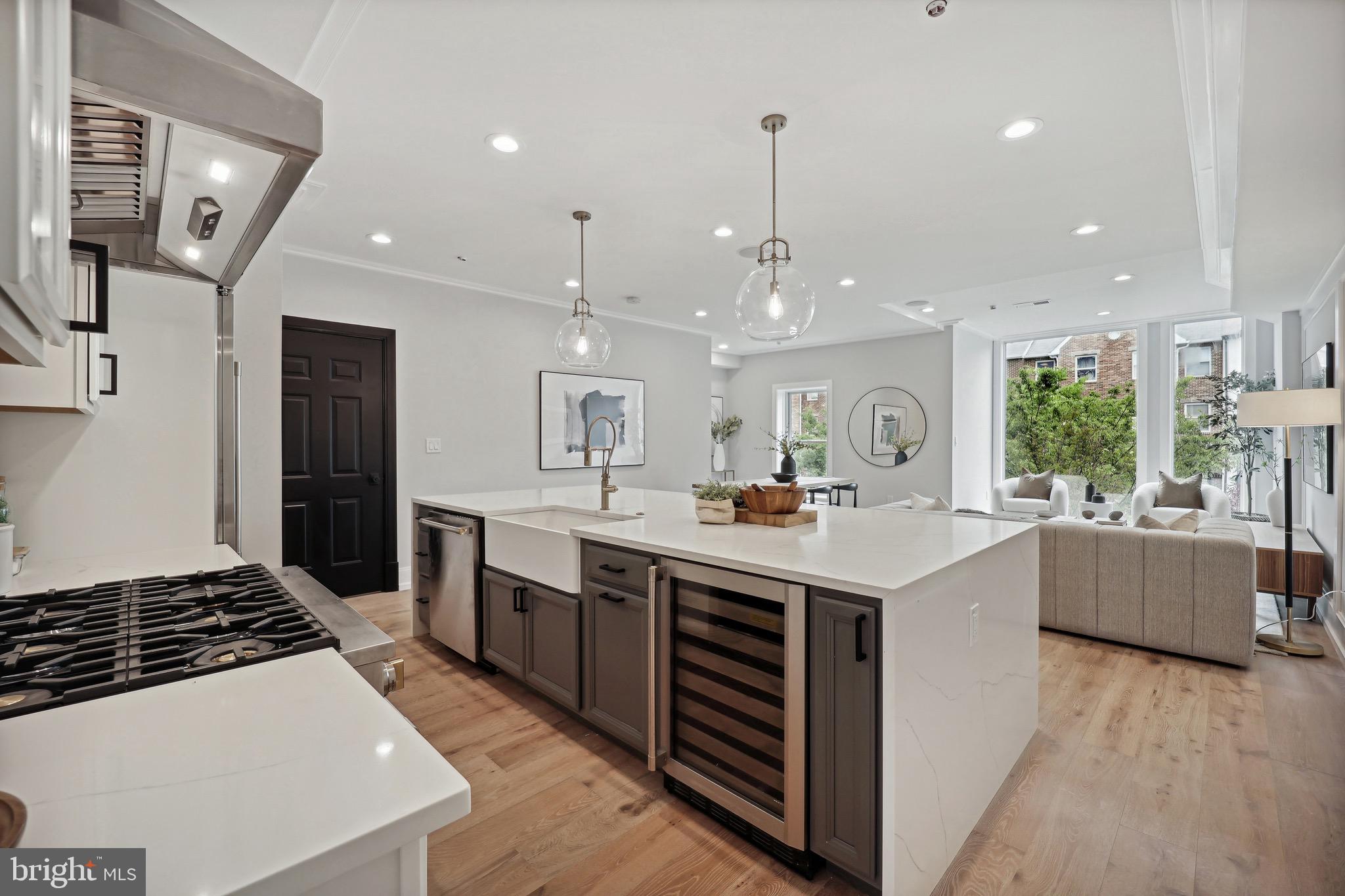 1320 BELMONT ST NW 201