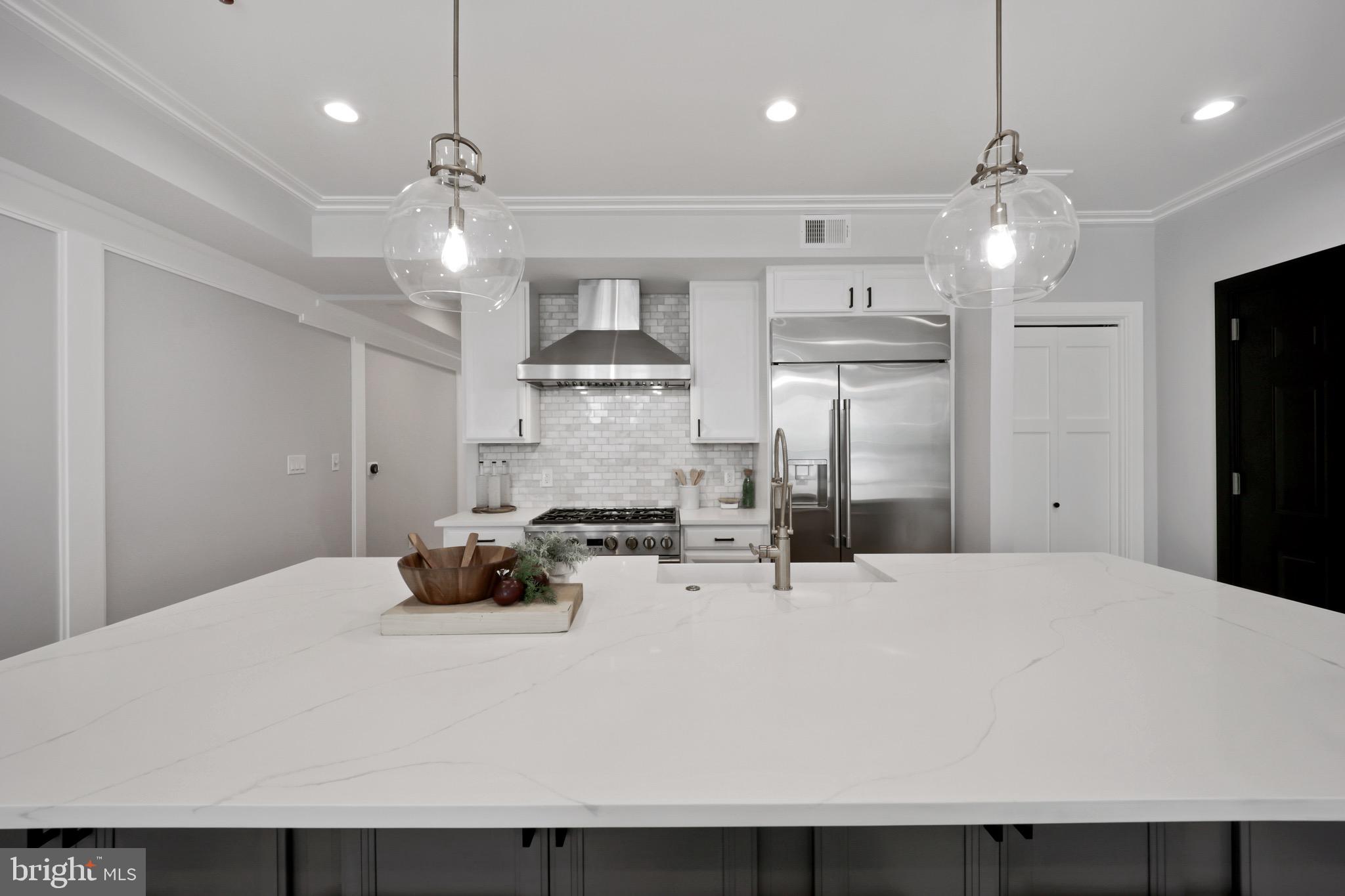 1320 BELMONT ST NW 201