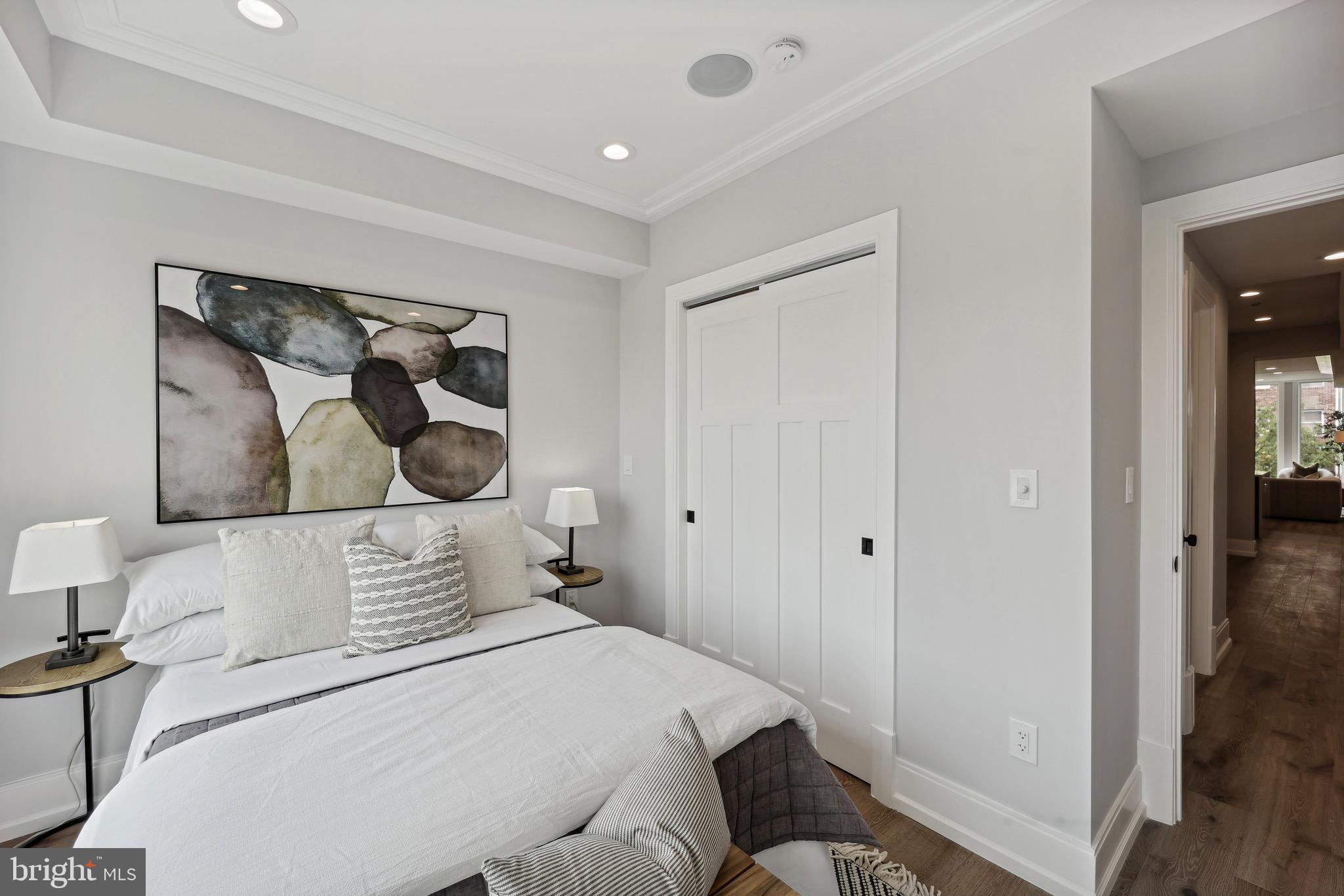 1320 BELMONT ST NW 201