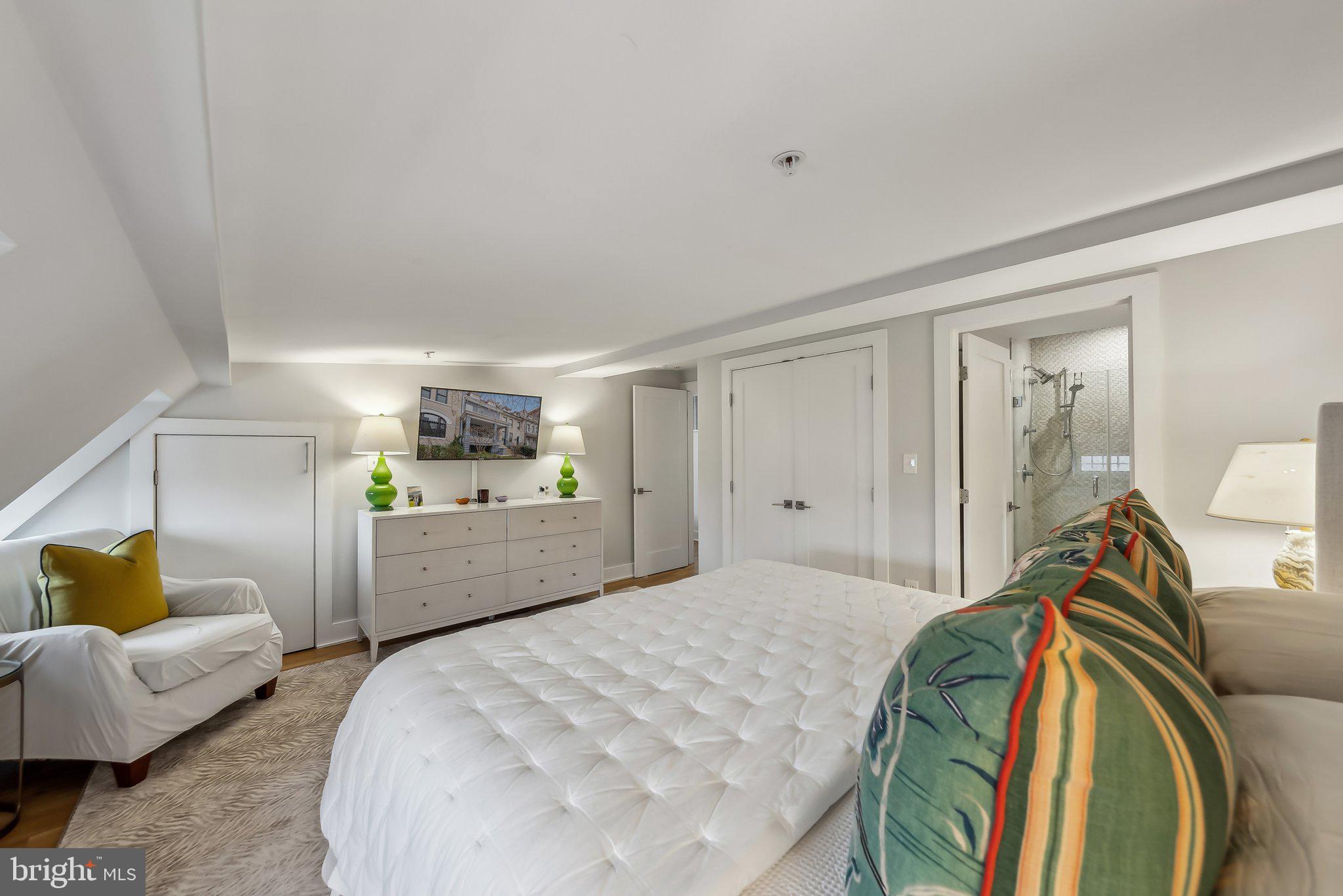 1321 21ST STREET NW 5