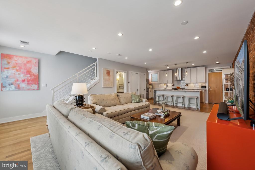 1321 21ST STREET NW 5