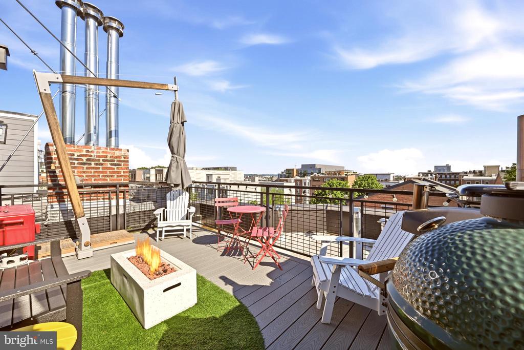 1435 NW CLIFTON STREET NW Unit: 7