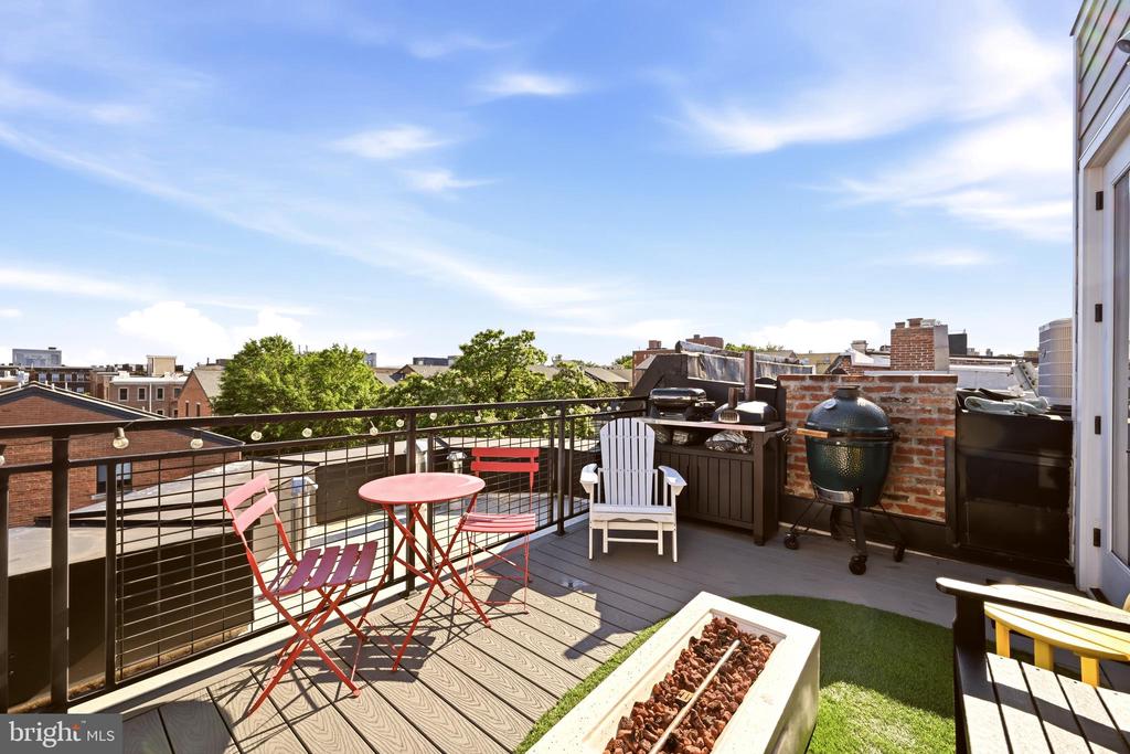 1435 NW CLIFTON STREET NW Unit: 7
