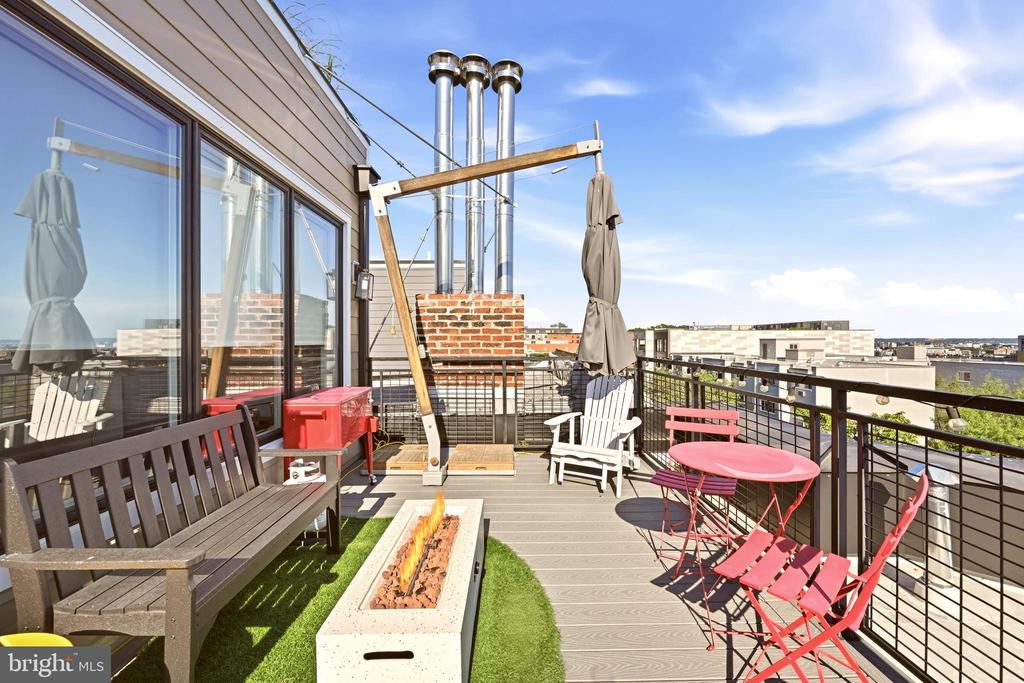 1435 NW CLIFTON STREET NW Unit: 7
