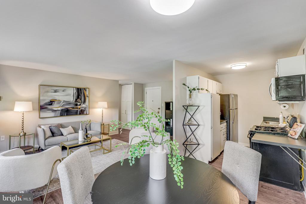 1200 S ARLINGTON RIDGE ROAD 305