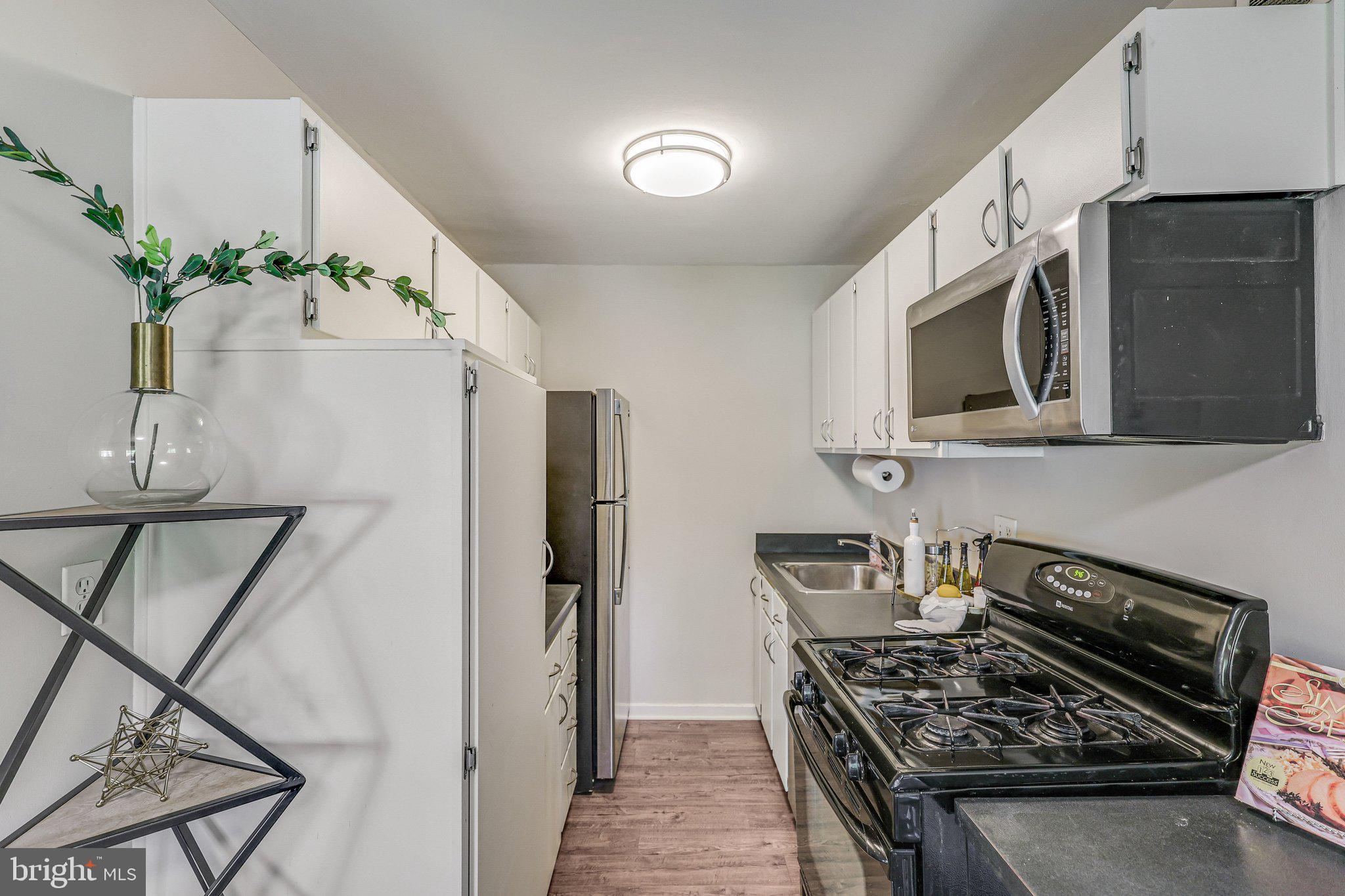 1200 S ARLINGTON RIDGE ROAD 305