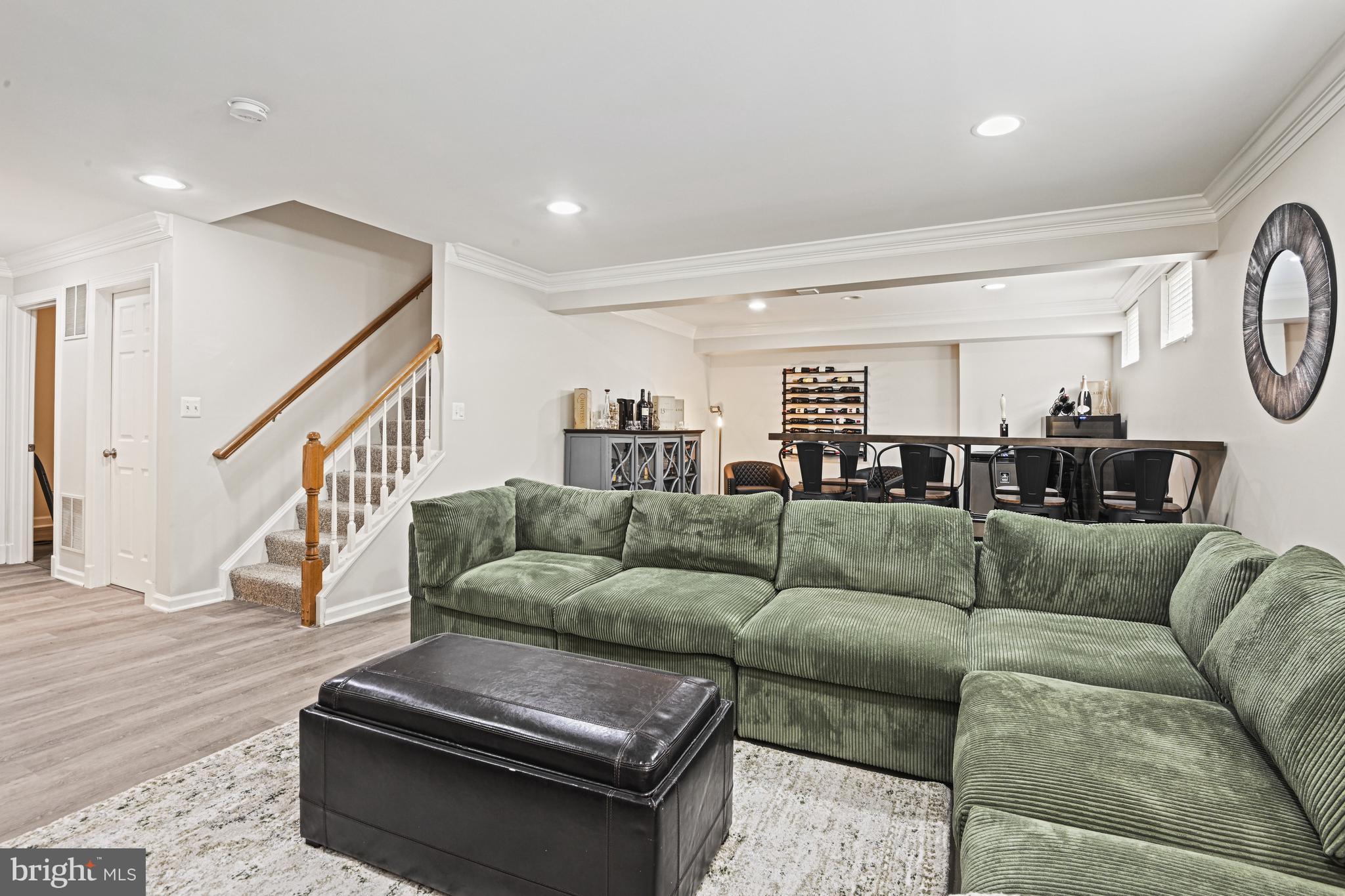 3837 FARRCROFT GREEN