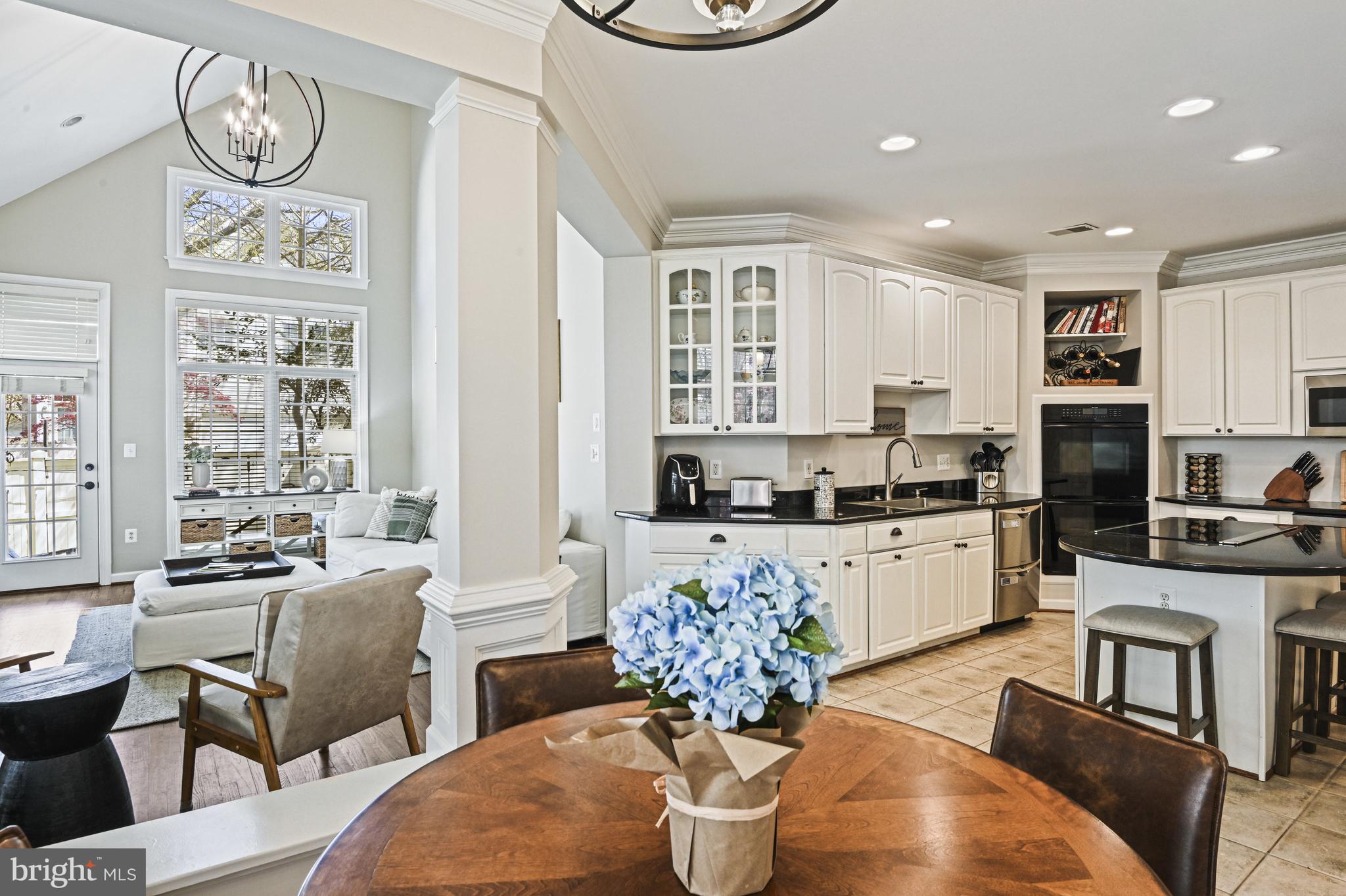 3837 FARRCROFT GREEN