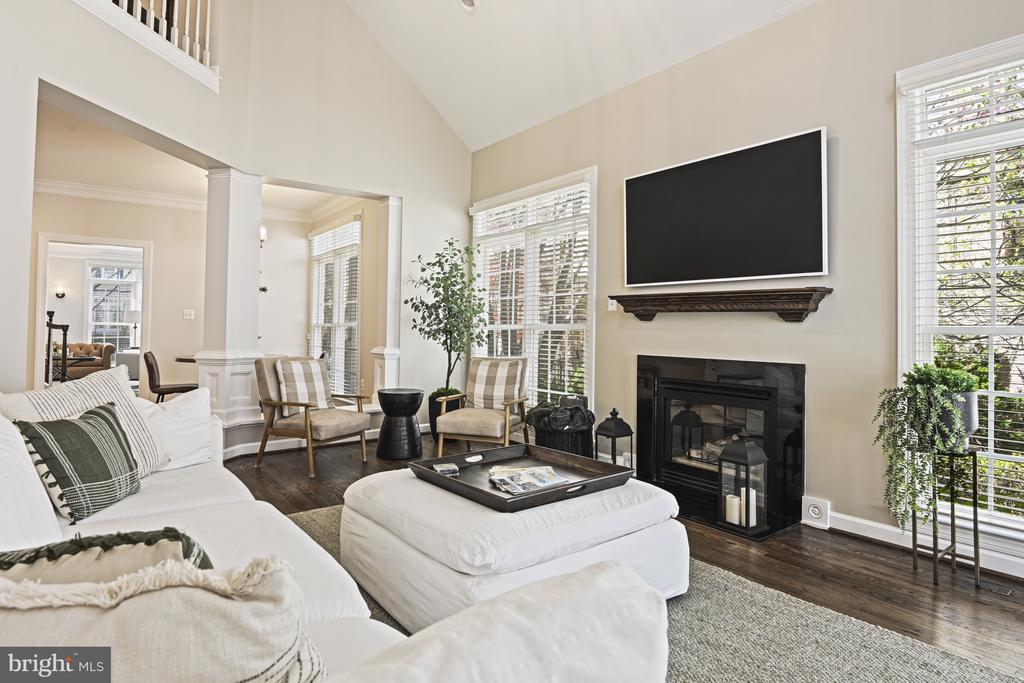 3837 FARRCROFT GREEN