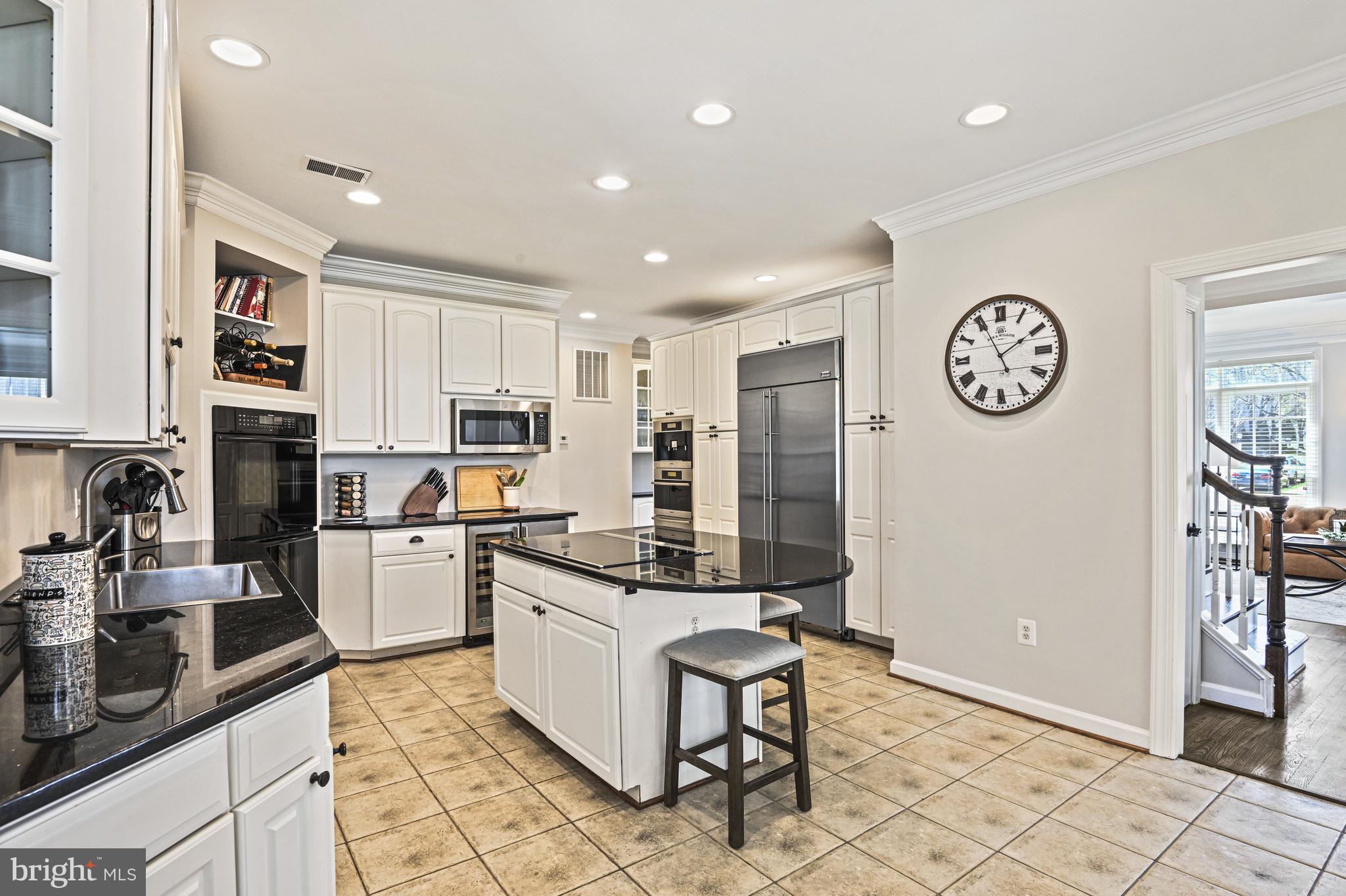 3837 FARRCROFT GREEN