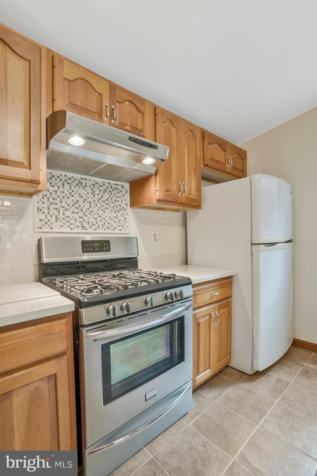 709 ELLSWORTH AVENUE