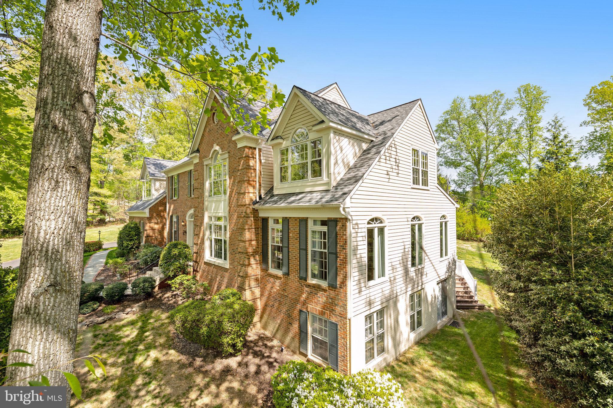 729 FOREST PARK ROAD