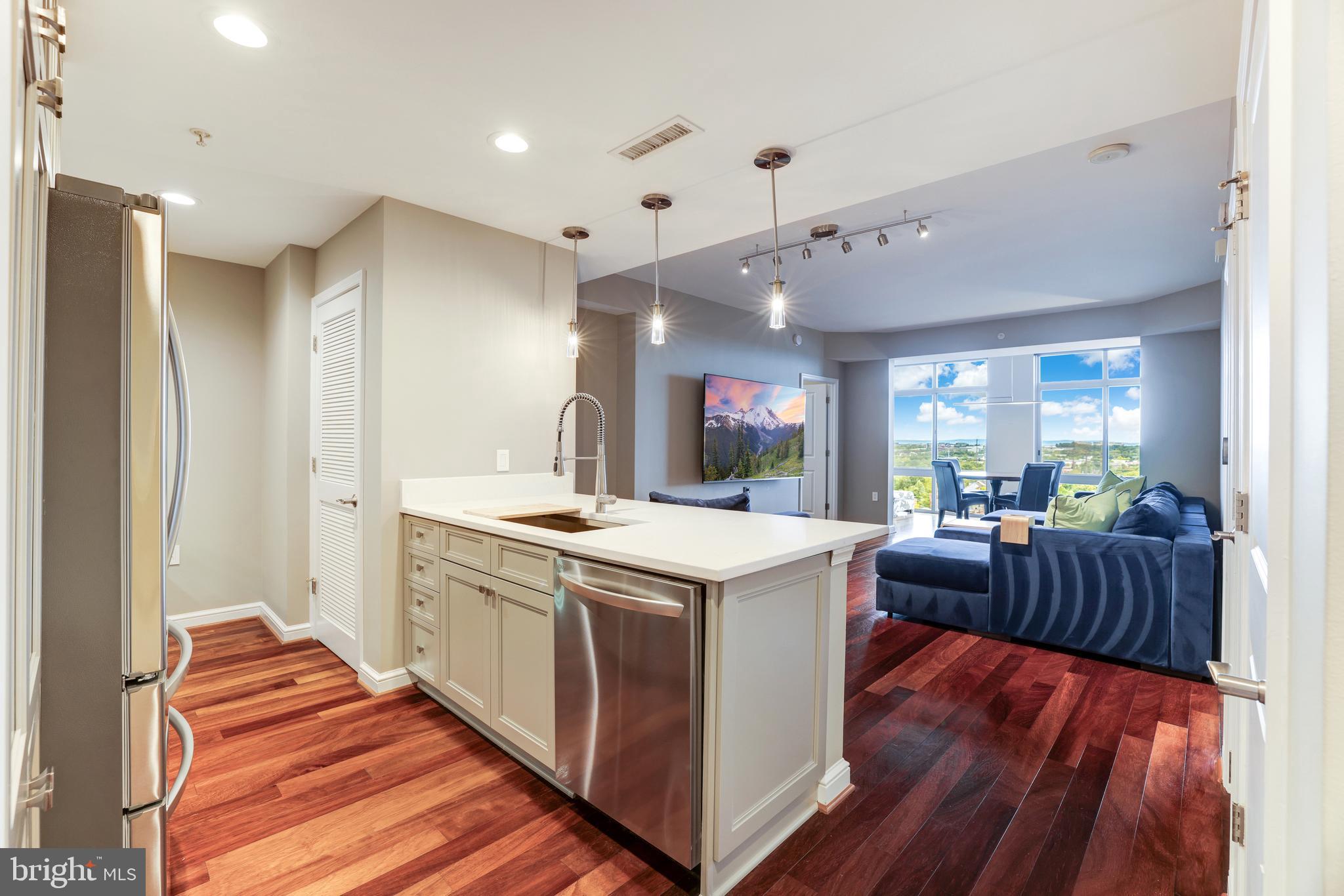 11990 MARKET STREET 914