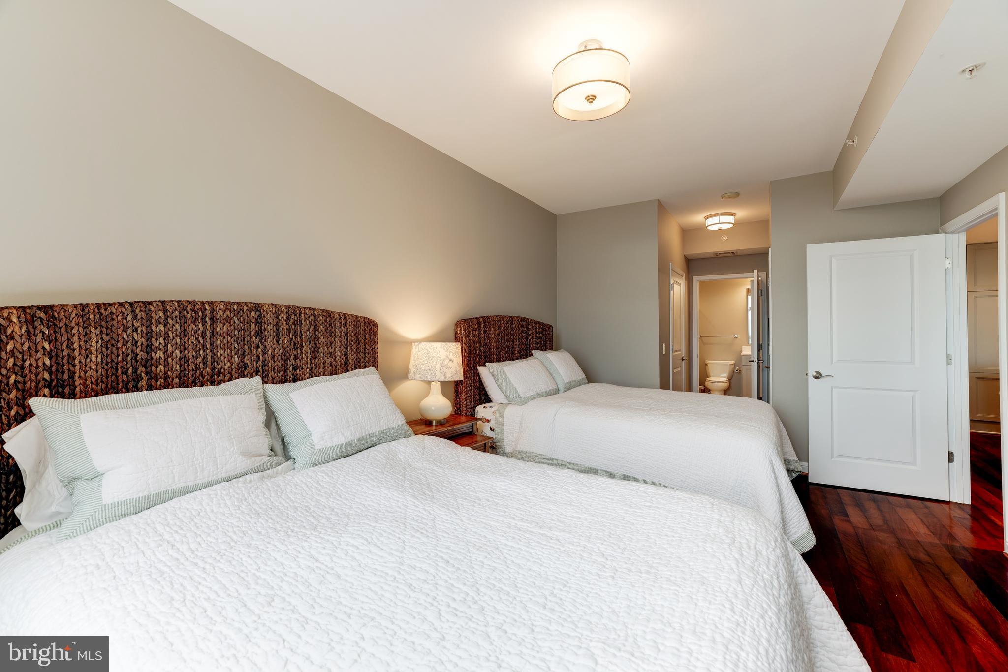 11990 MARKET STREET 914