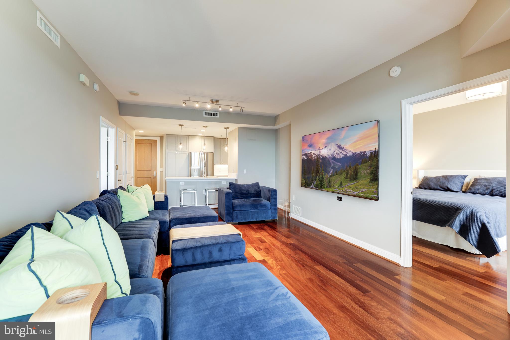 11990 MARKET STREET 914