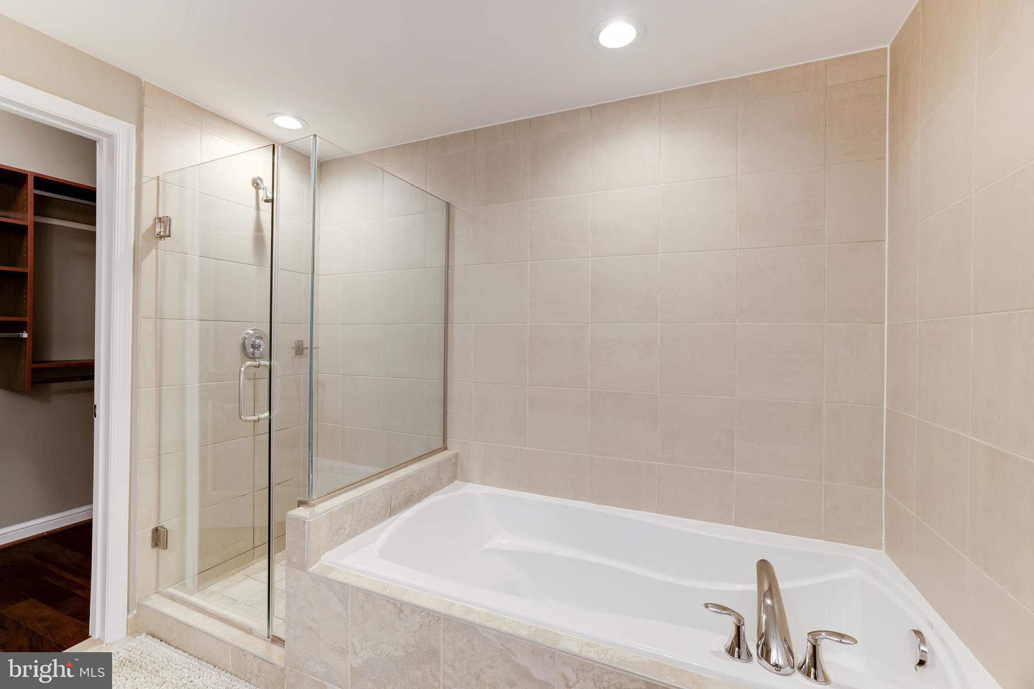 11990 MARKET STREET 914