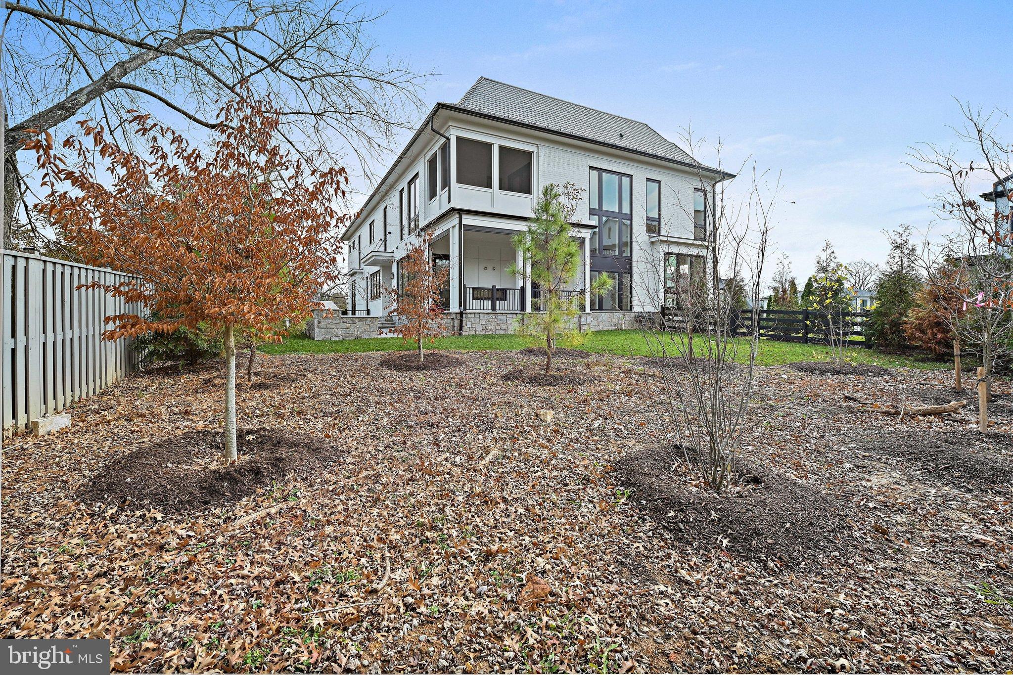 6505 HALLS FARM LANE