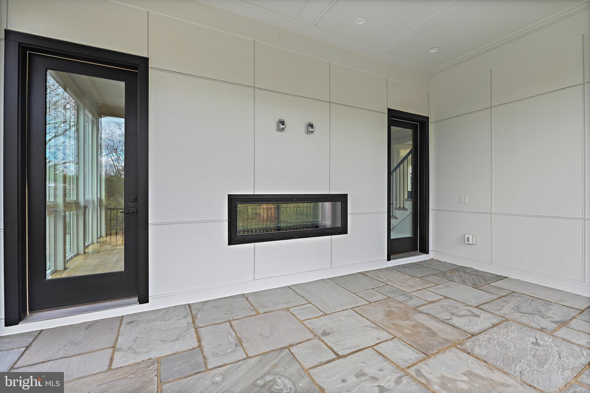 6505 HALLS FARM LANE