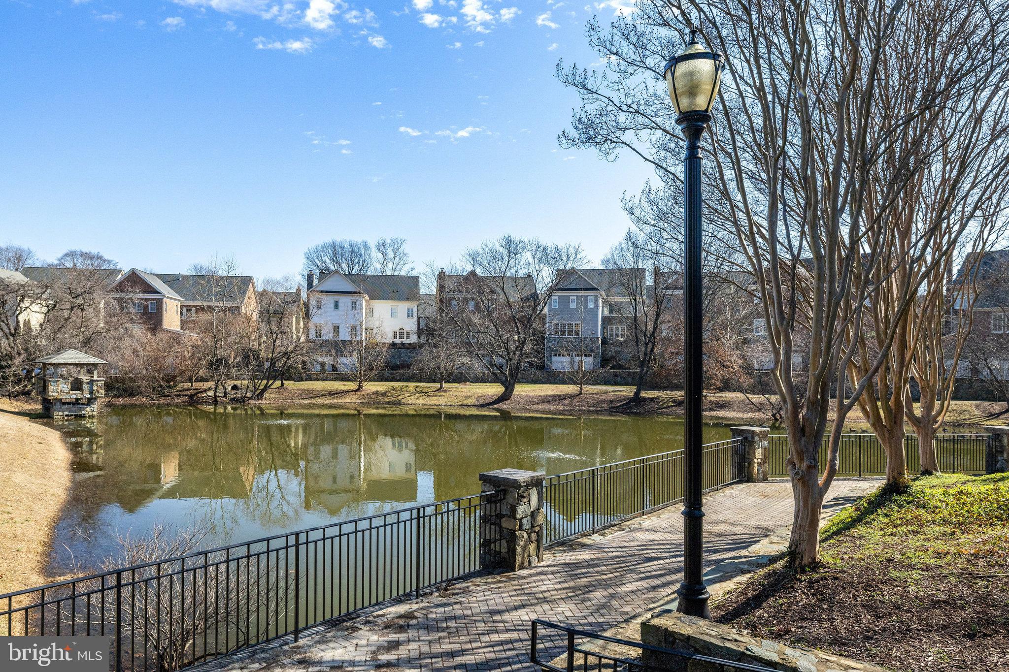 7205 FARM MEADOW COURT