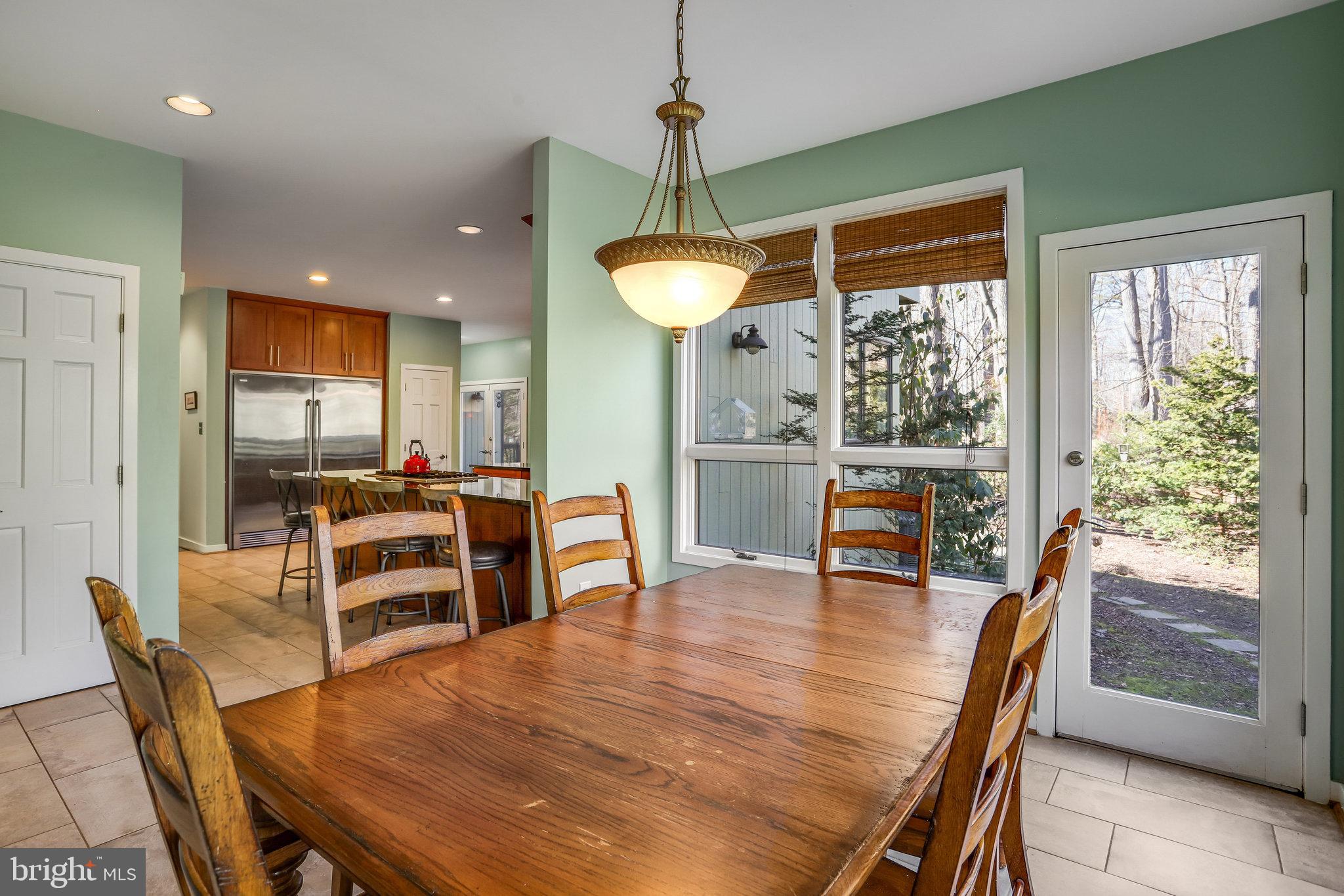 902 FALLS BRIDGE LANE