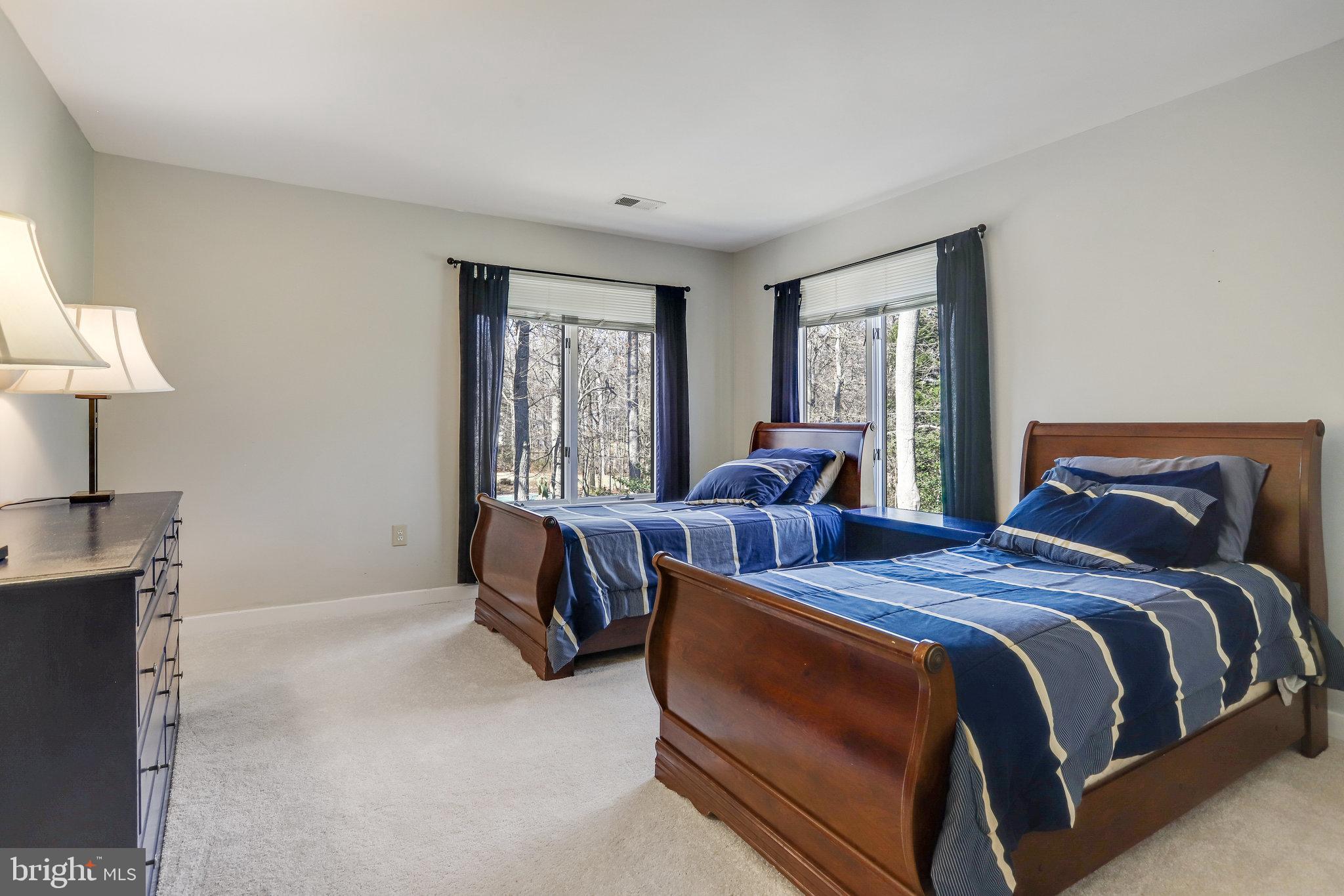 902 FALLS BRIDGE LANE