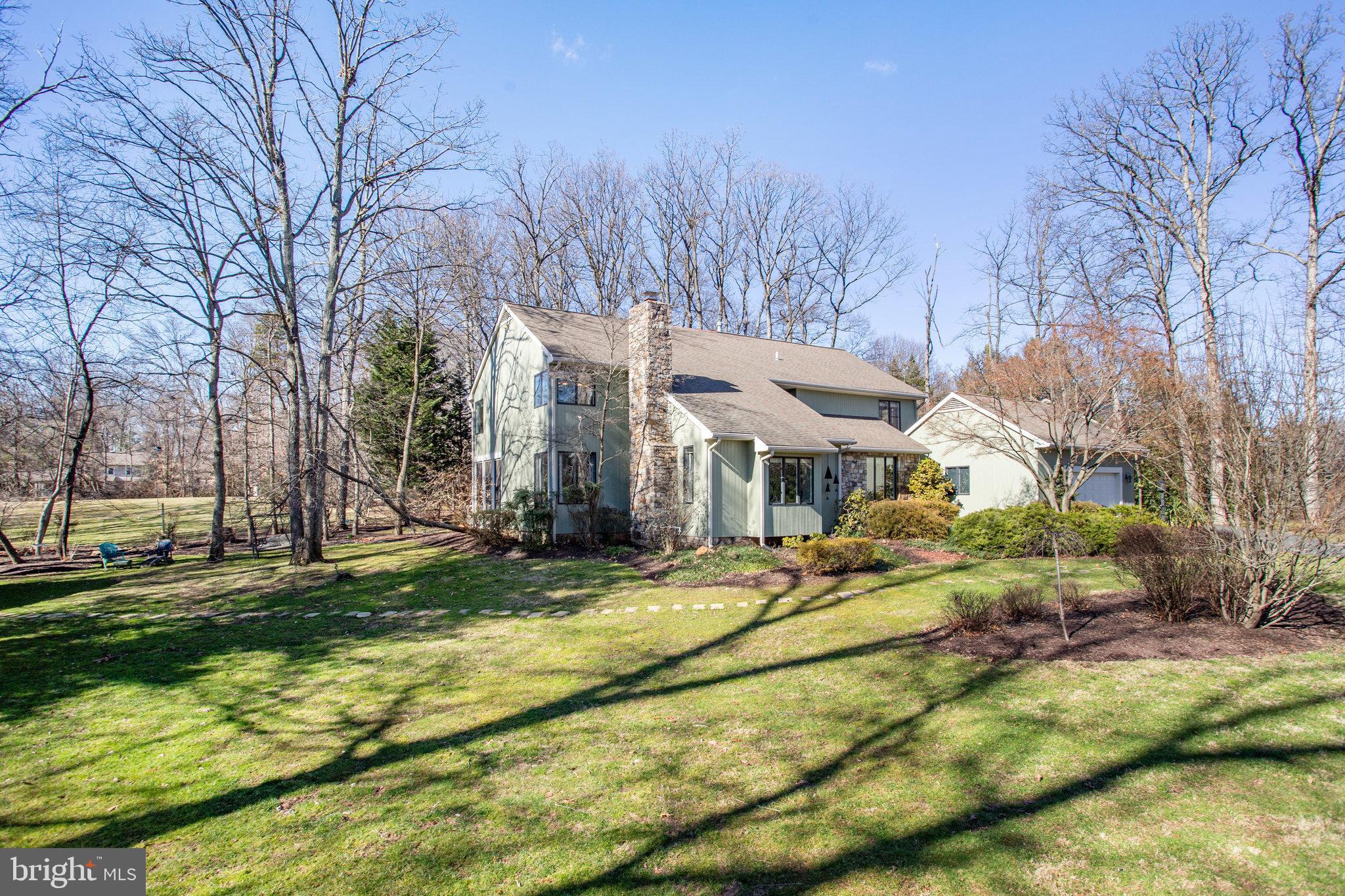 902 FALLS BRIDGE LANE