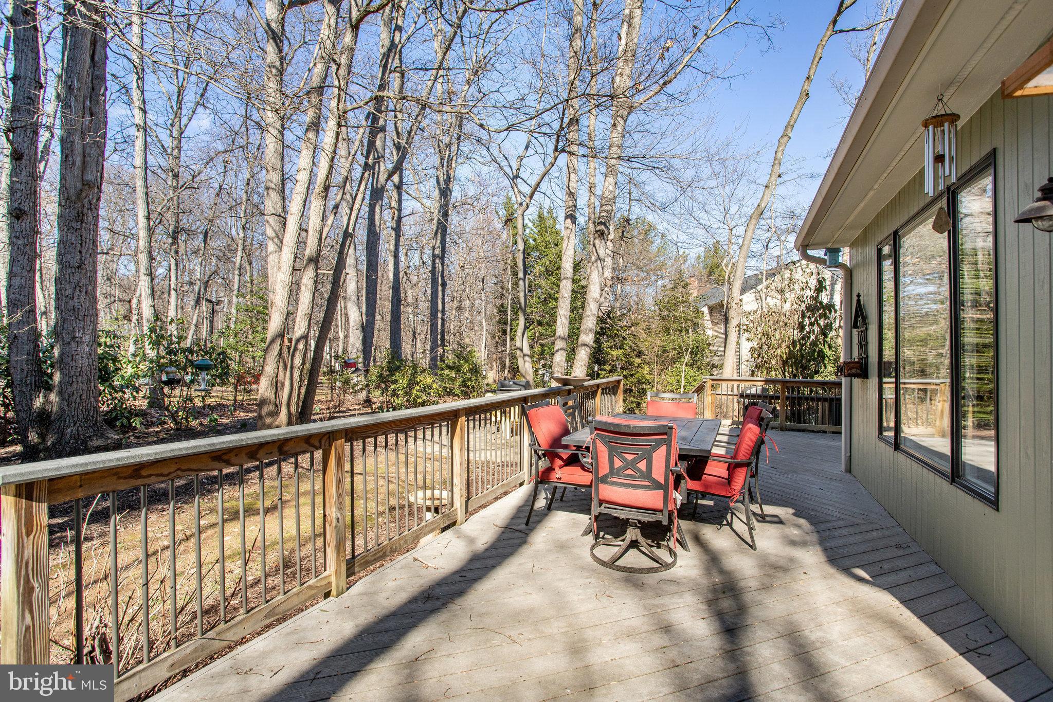 902 FALLS BRIDGE LANE