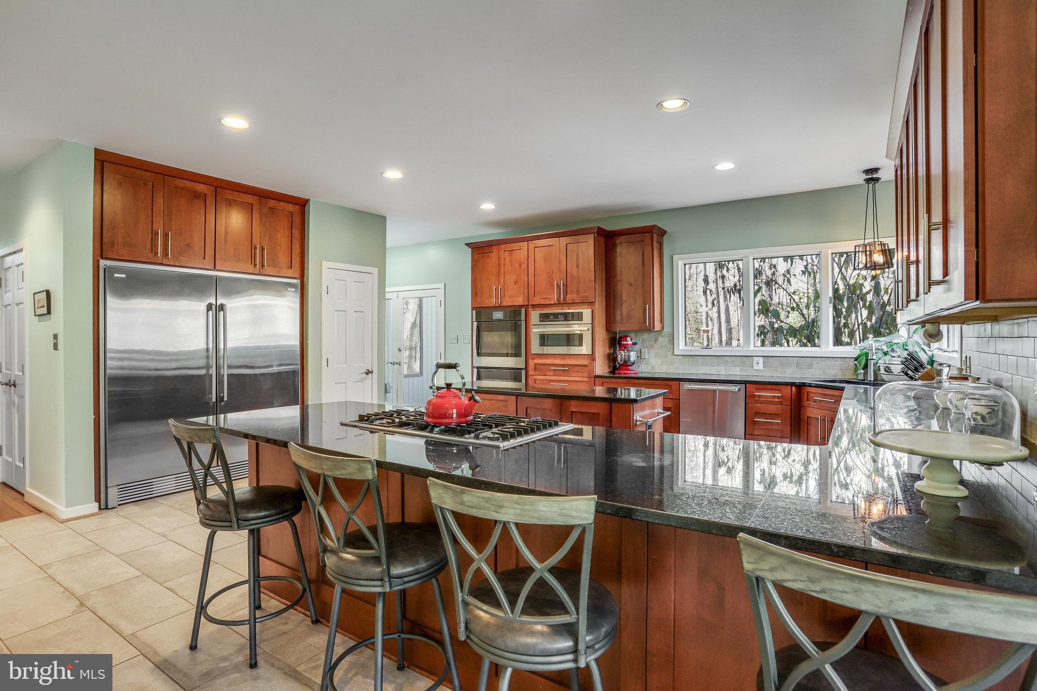 902 FALLS BRIDGE LANE