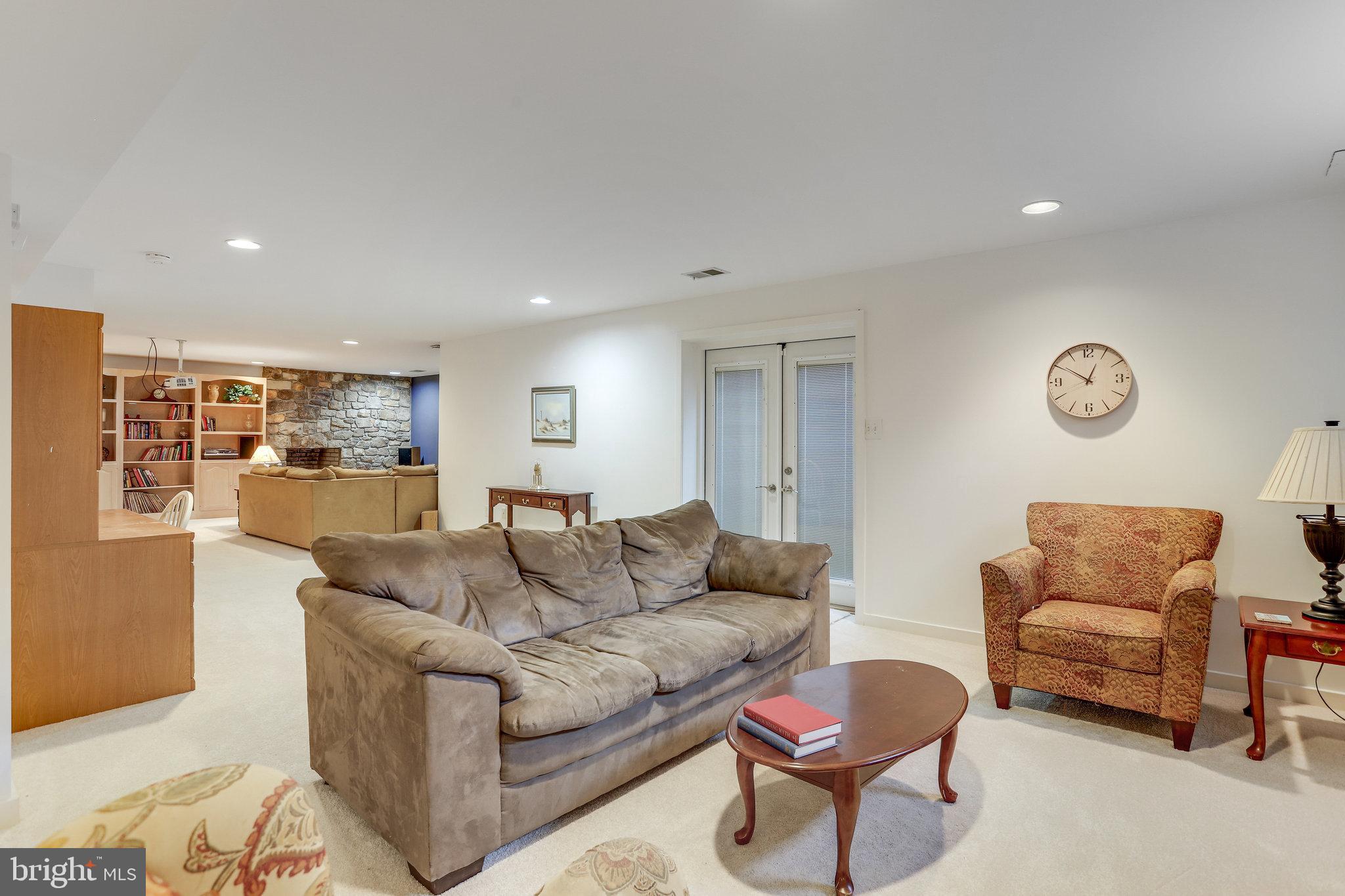 902 FALLS BRIDGE LANE