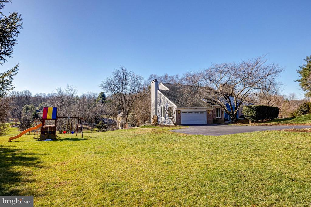 398 PATOWMACK COURT