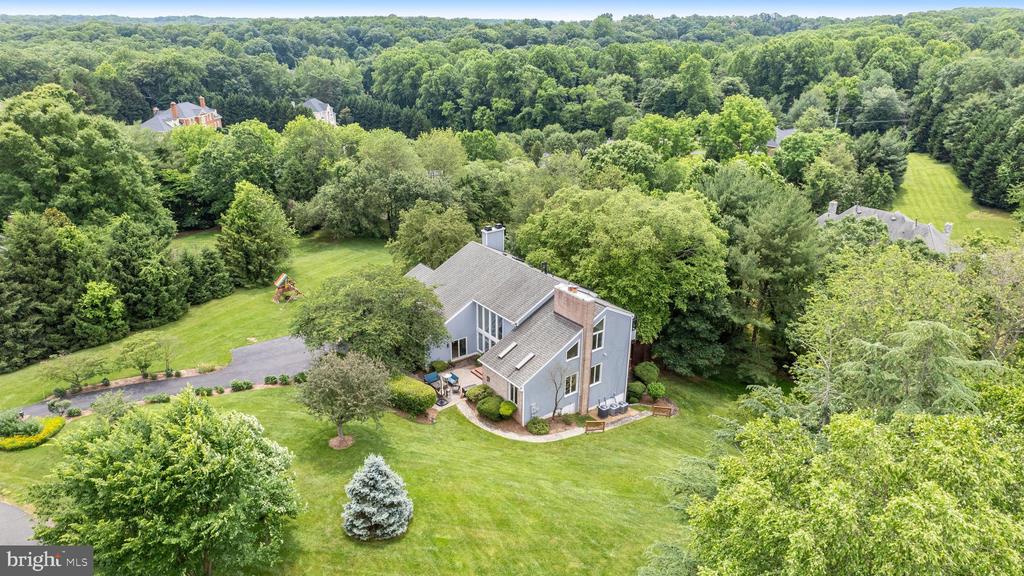 398 PATOWMACK COURT