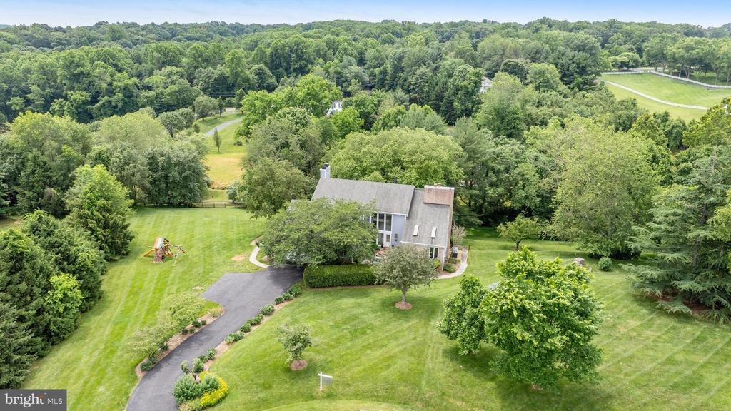 398 PATOWMACK COURT