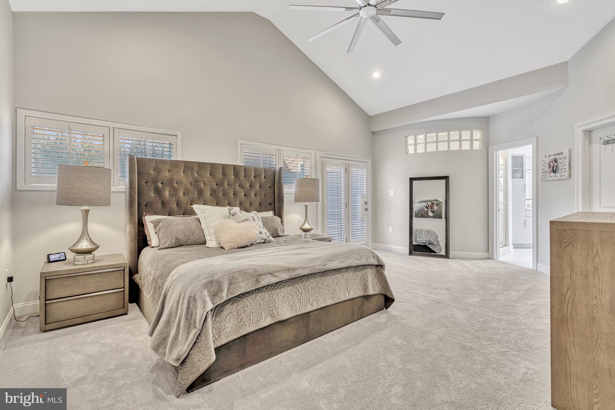 11577 GREENWICH POINT ROAD