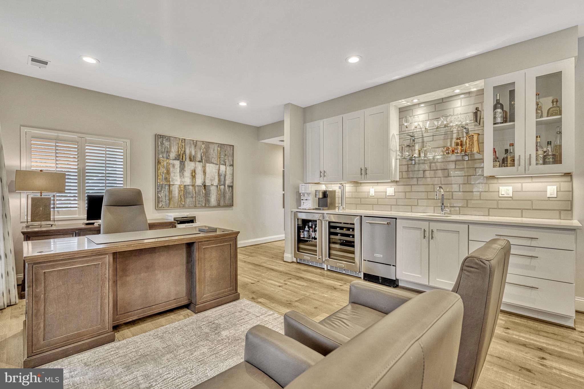 11577 GREENWICH POINT ROAD