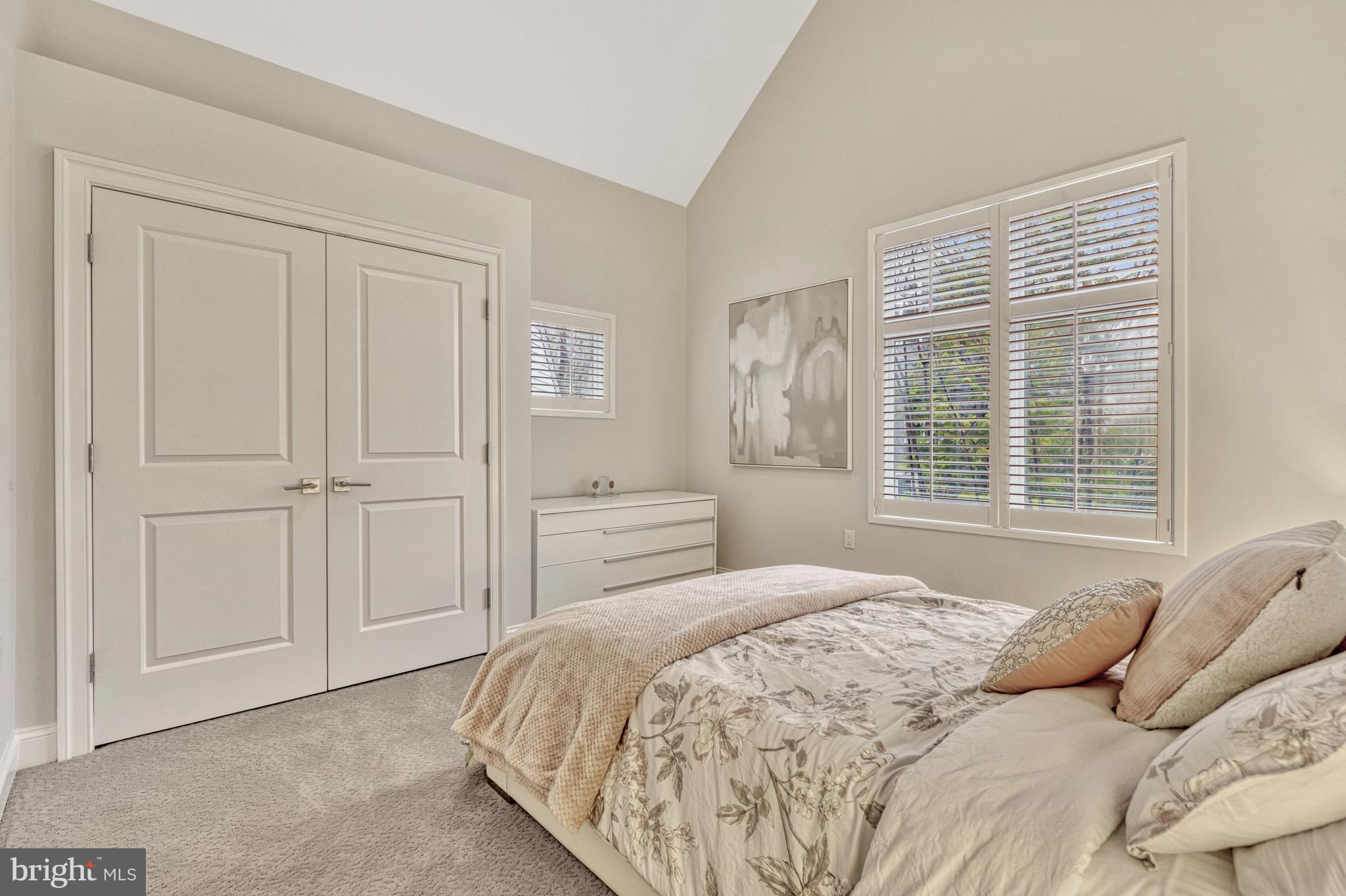 11577 GREENWICH POINT ROAD